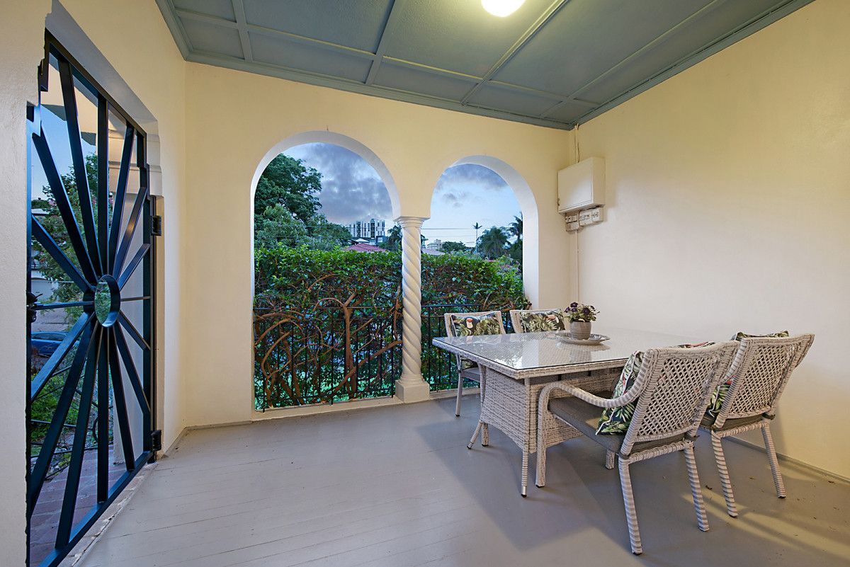 23 Herbert Street, Toowong QLD 4066, Image 2