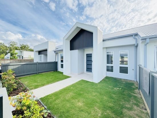 4 bedrooms Terrace in 76 Tempo Drive RIPLEY QLD, 4306