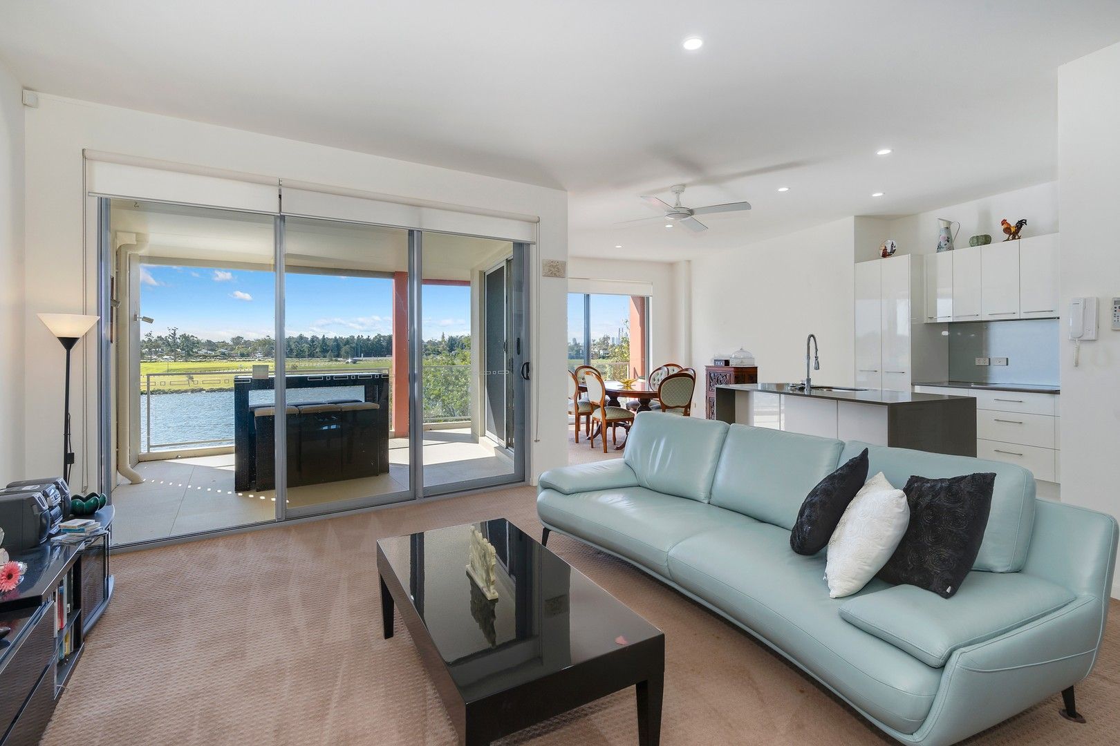 6/5055 Emerald Island Drive, Carrara QLD 4211, Image 1