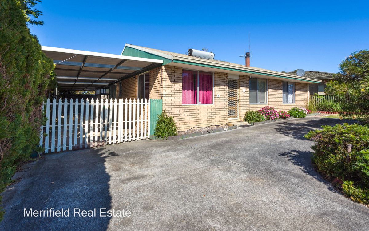 5 Lorenzo Way, Orana WA 6330