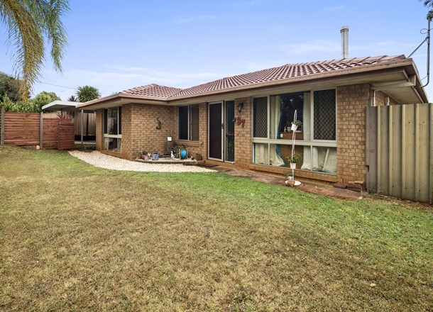 37 Champagne Crescent, Wilsonton Heights QLD 4350