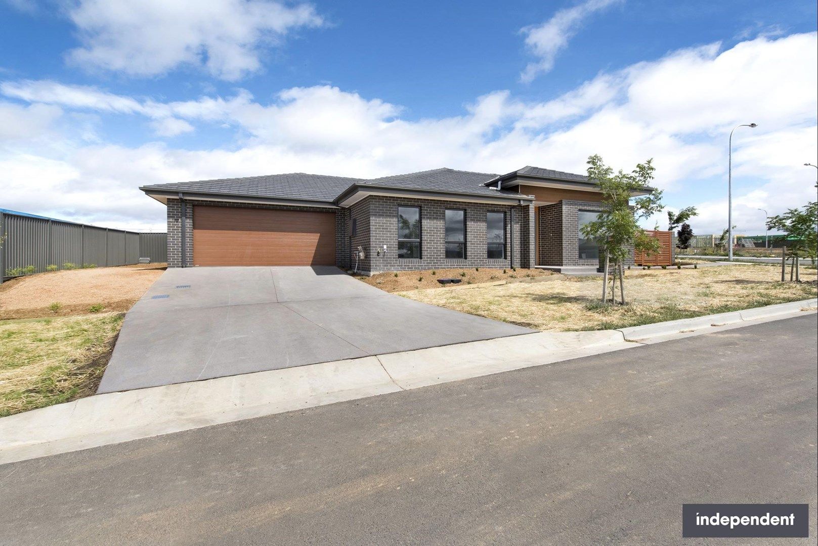 22 Zealie Bend, Googong Property History & Address Research Domain