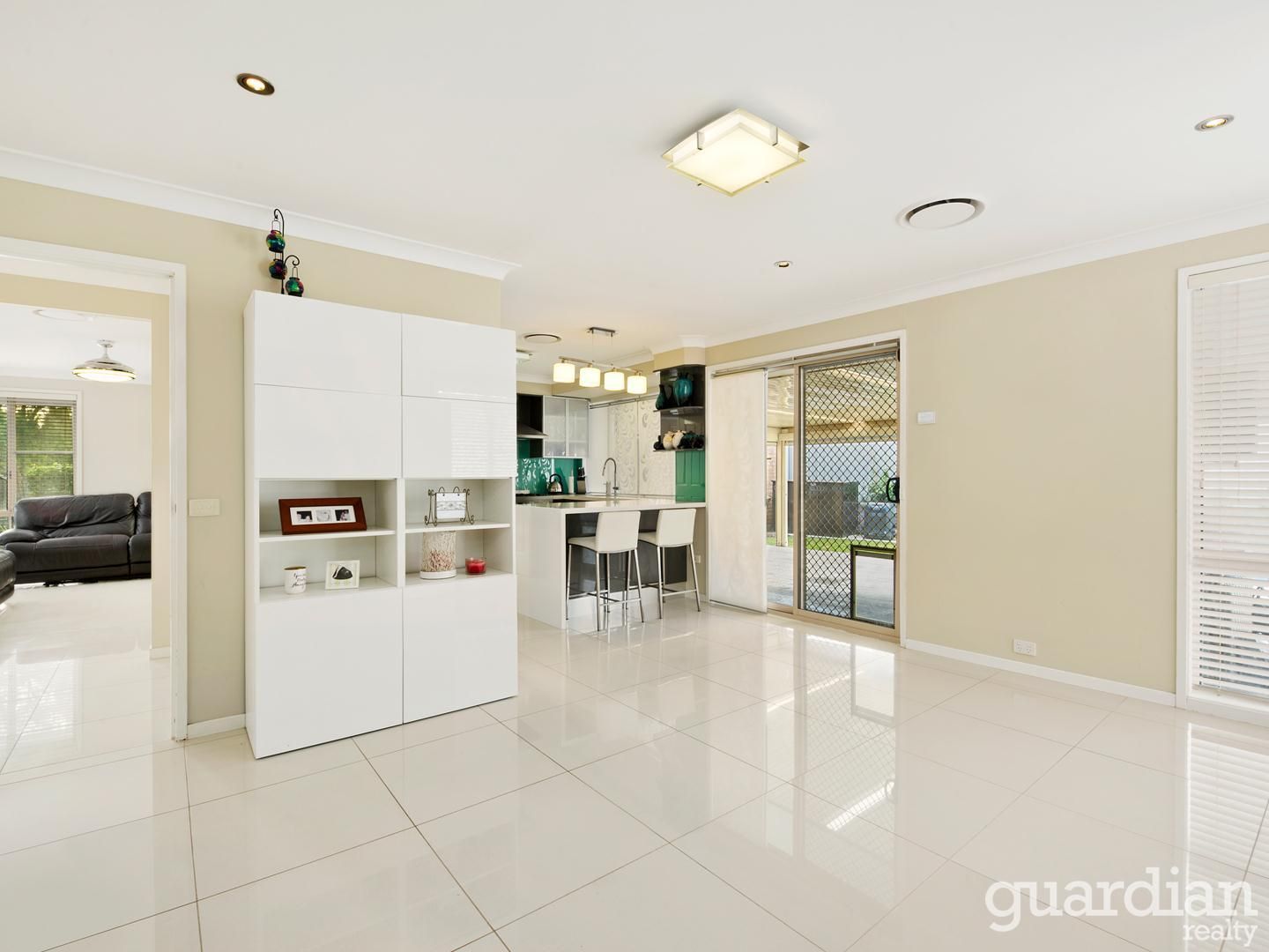 25 Mansion Court, Quakers Hill NSW 2763, Image 2