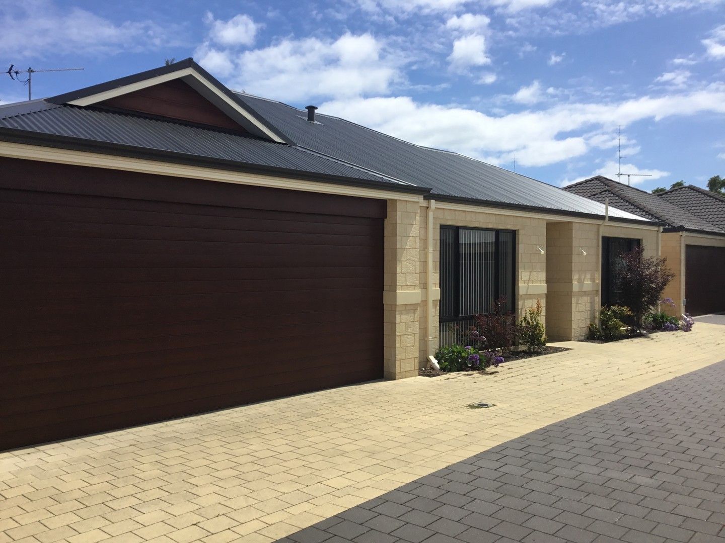 3 bedrooms House in 35B GIBBS STREET CAREY PARK WA, 6230