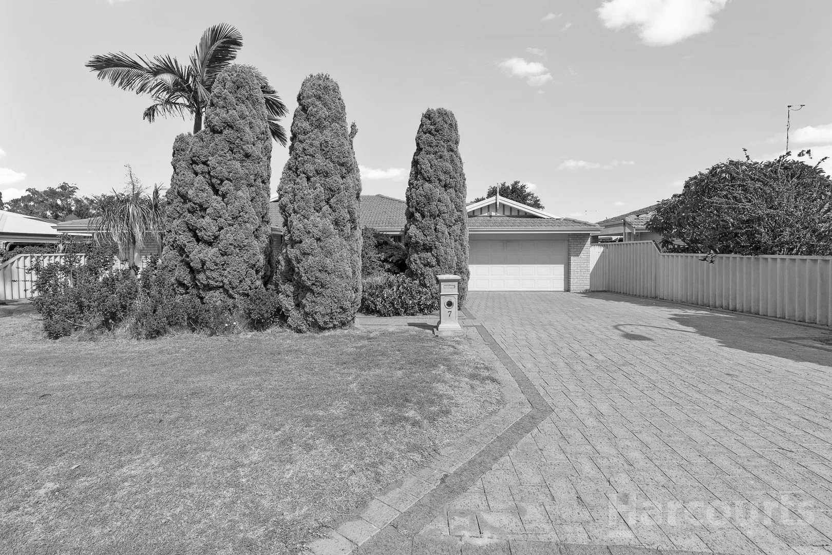 7 Willoughbridge Crescent, Erskine WA 6210