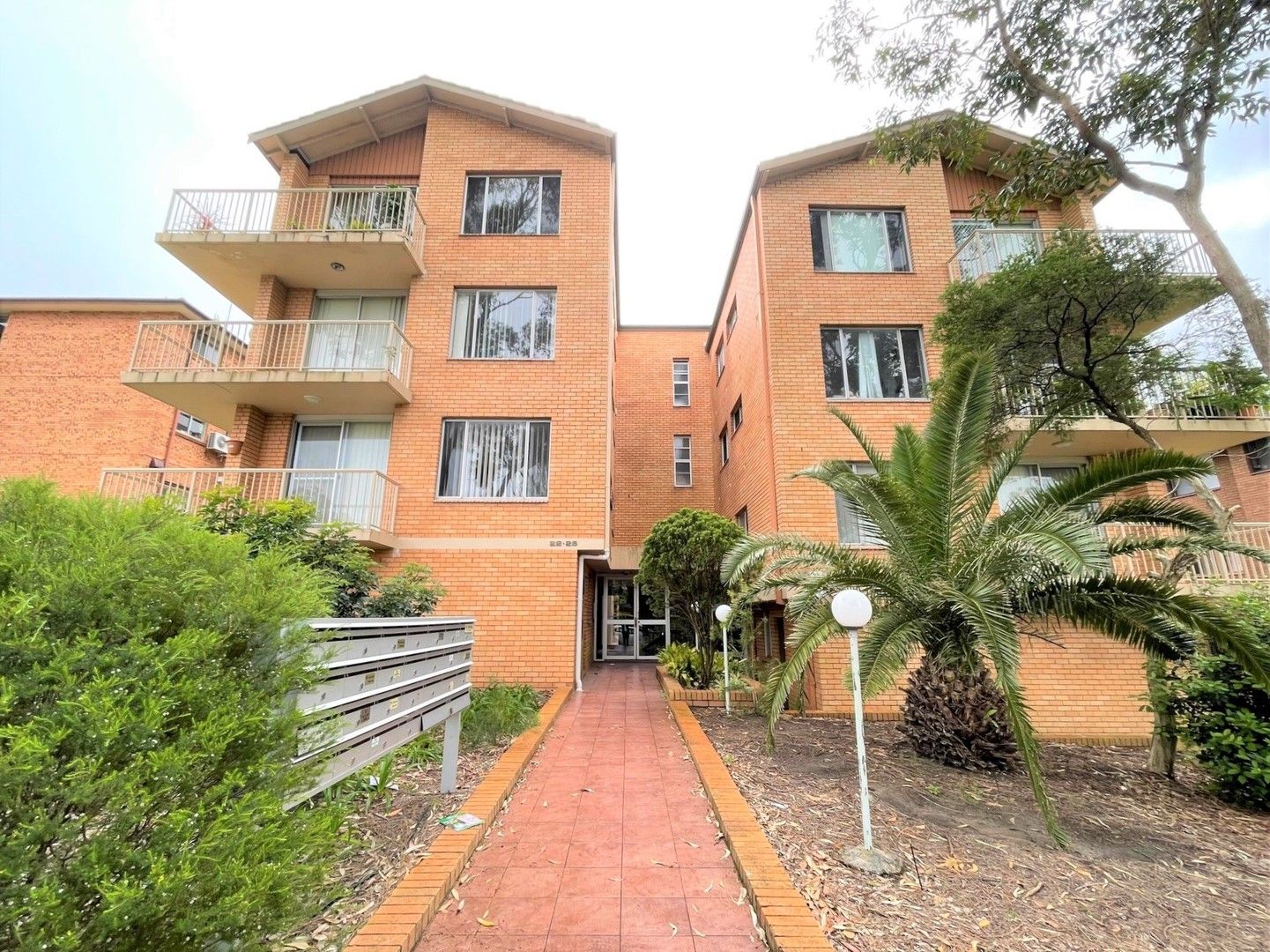 2 bedrooms Apartment / Unit / Flat in 19/22 French Street KOGARAH NSW, 2217
