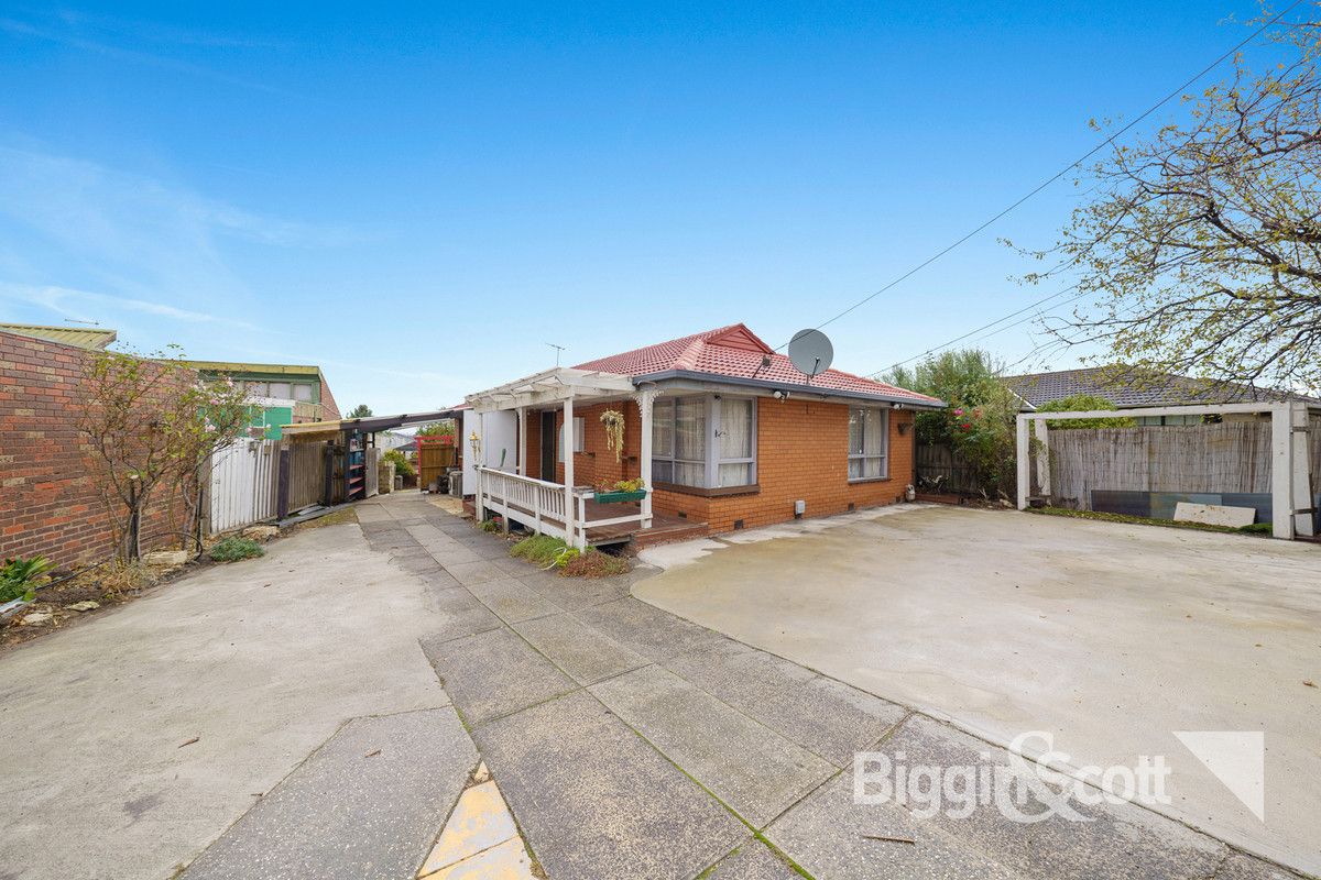 3 bedrooms House in 318 Police Road NOBLE PARK NORTH VIC, 3174