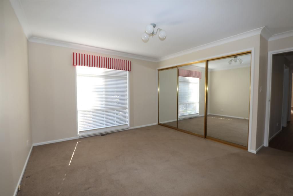 89 Fontenoy Street, Young NSW 2594, Image 2