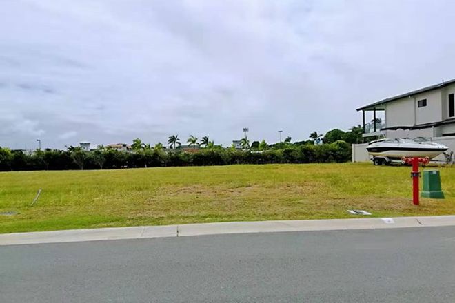 Picture of 5039 Harbourview Drive, HOPE ISLAND QLD 4212