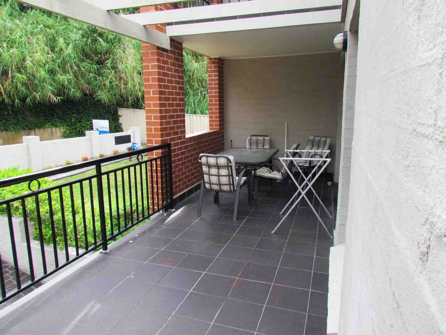 2/7 Shortland Street, Point Frederick NSW 2250, Image 0