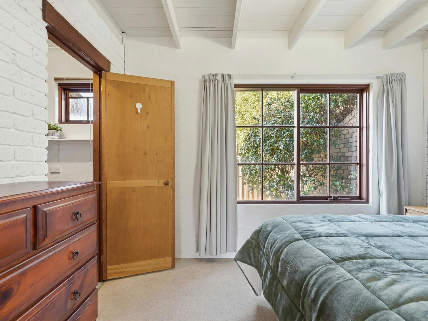 Additional image 12 of 2/4A Boa Vista Road, New Town TAS 7008