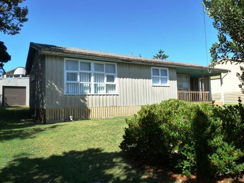 42 Hennessy St, PORT CAMPBELL VIC 3269, Image 0