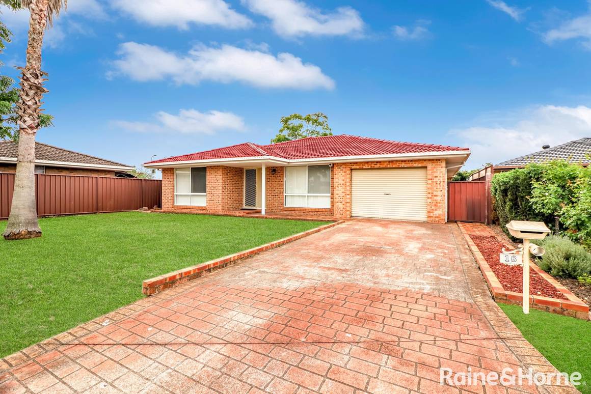 Picture of 18 Pegasus Street, ERSKINE PARK NSW 2759