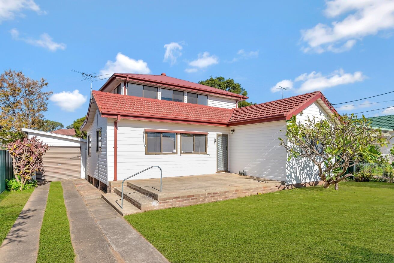 15 Stanbrook Street, Fairfield Heights NSW 2165, Image 0