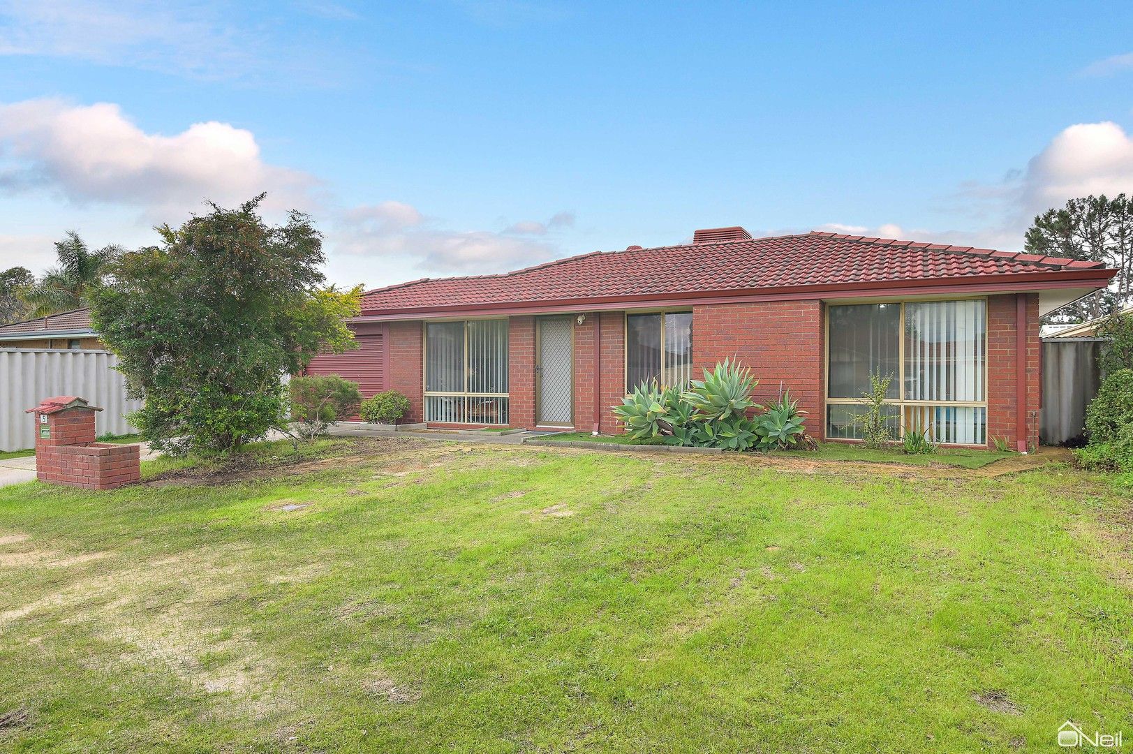 5 Firetail Court, Seville Grove WA 6112, Image 0