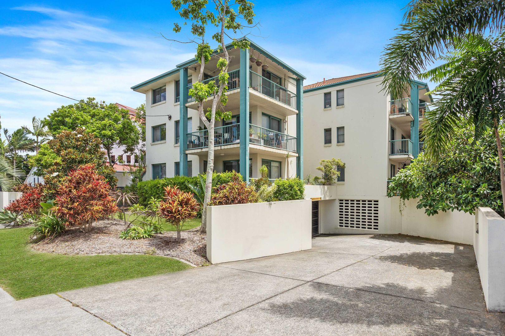 2/17-19 Markeri Street, Mermaid Beach QLD 4218, Image 2