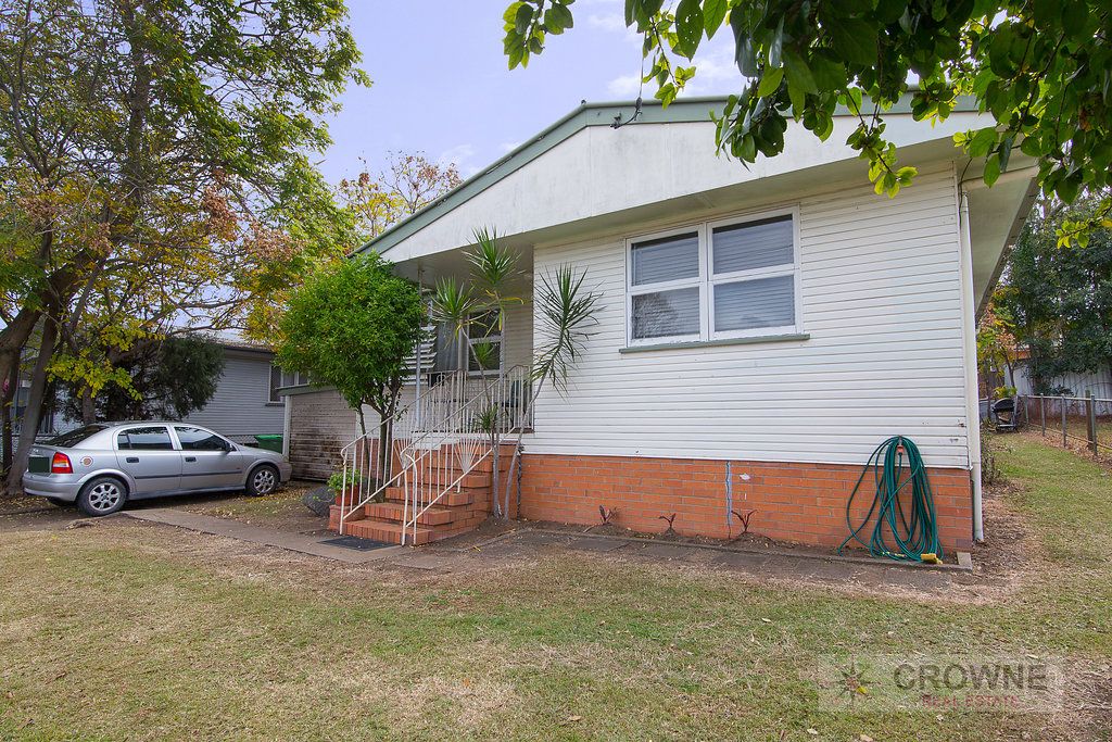 72 Robertson Road, Eastern Heights QLD 4305, Image 2