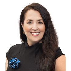 Melissa Connolly, Sales representative