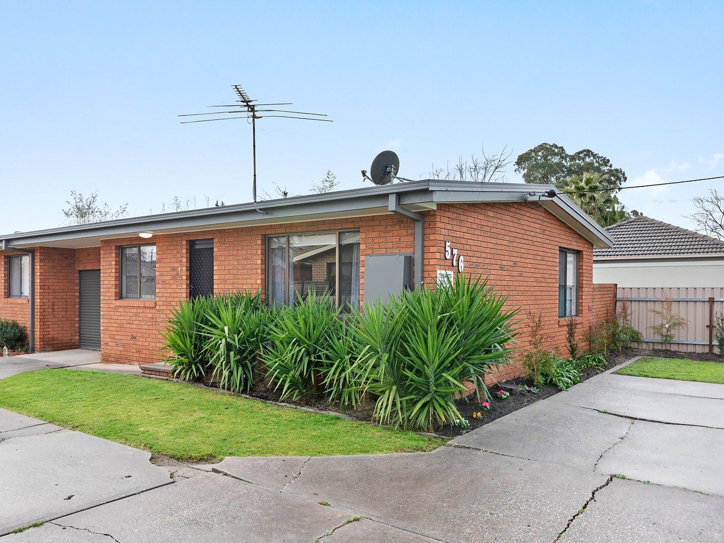 1/576 Ebden Street, South Albury NSW 2640, Image 0