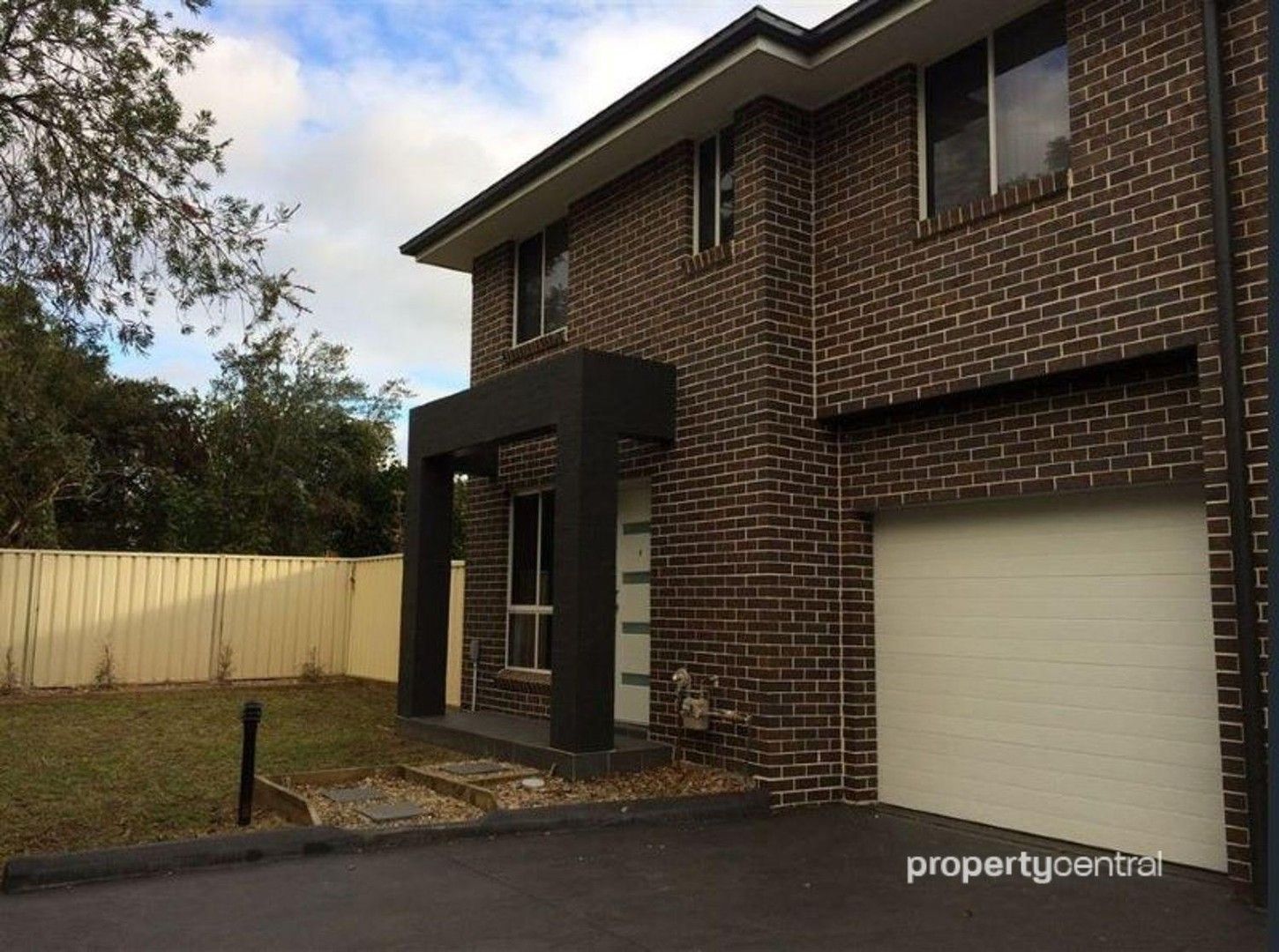 4 bedrooms Townhouse in 4/28 Cutler Avenue ST MARYS NSW, 2760