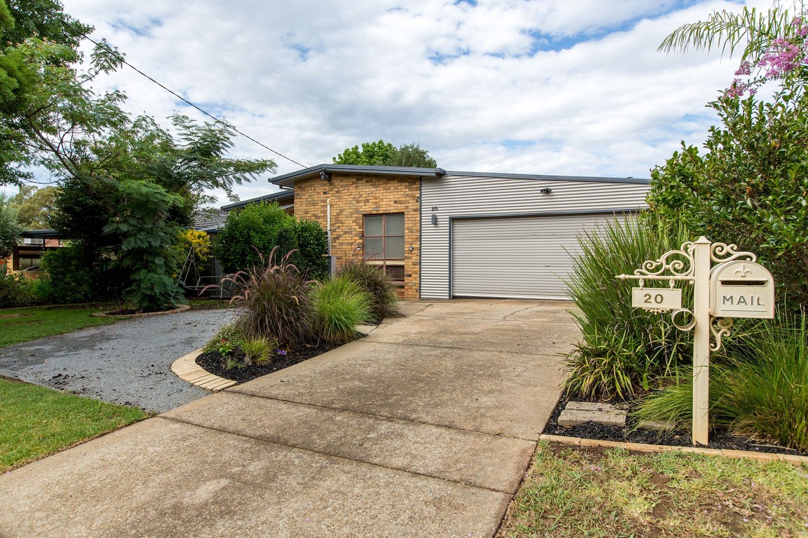 20 Cooinbil Crescent, Kooringal NSW 2650, Image 1