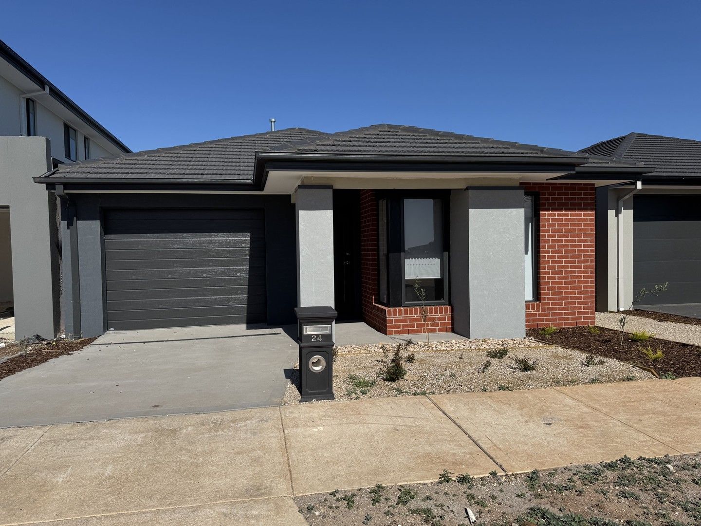 3 bedrooms House in 24 Rangipo Street TRUGANINA VIC, 3029