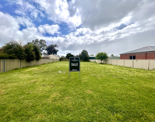 111 Larmer Street, Howlong NSW 2643