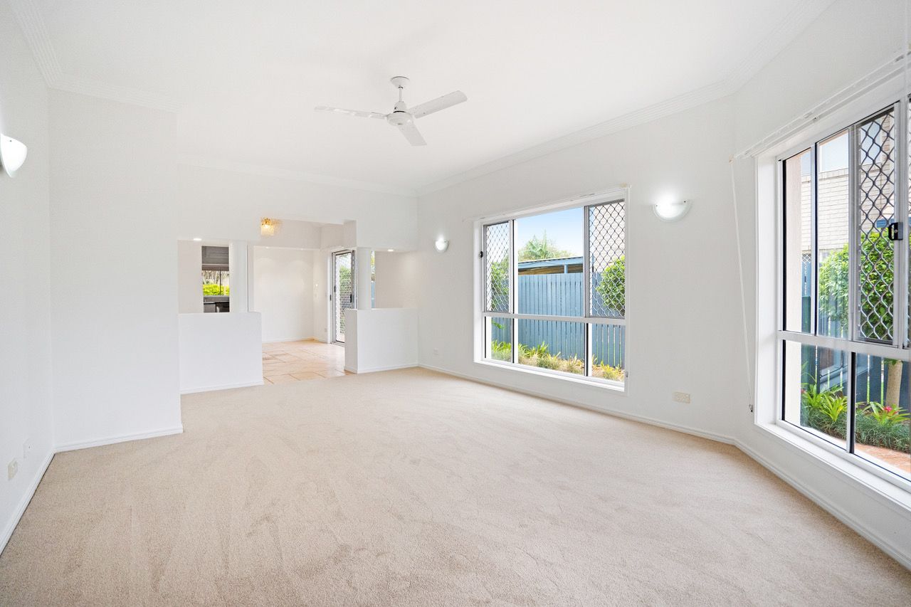 2/35 Cosmos Avenue, Banksia Beach QLD 4507, Image 2