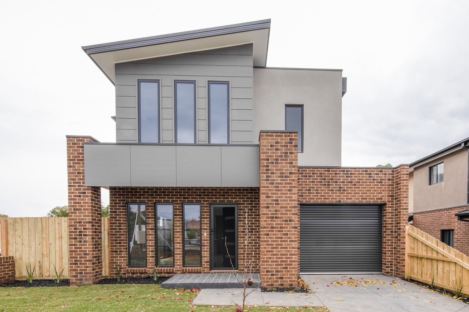 3 bedrooms Townhouse in 1/142 Cuthbert St BROADMEADOWS VIC, 3047