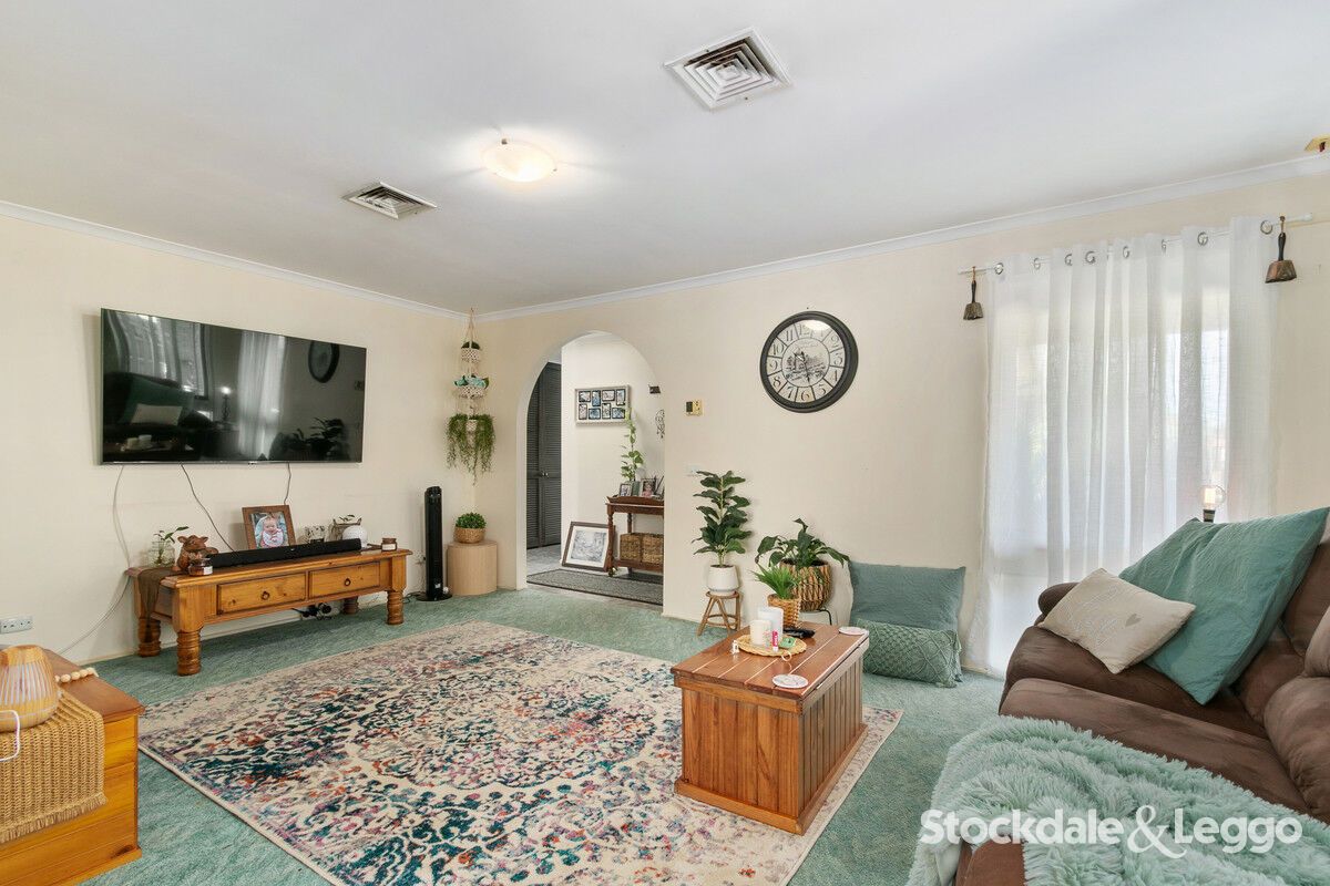 8 Devon Court, Morwell VIC 3840, Image 1