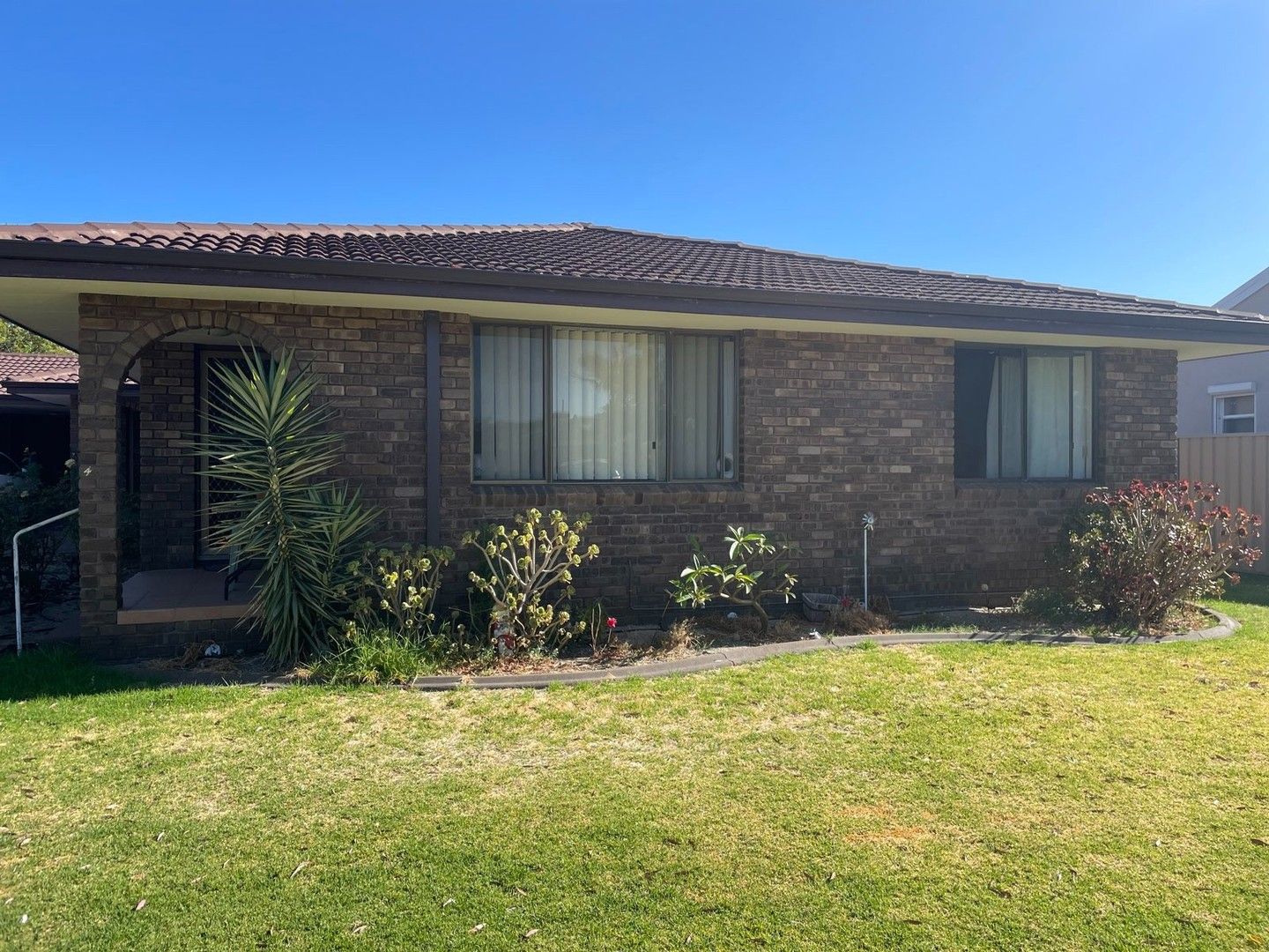 2 bedrooms Apartment / Unit / Flat in 4/88 Hayes Street BUNBURY WA, 6230