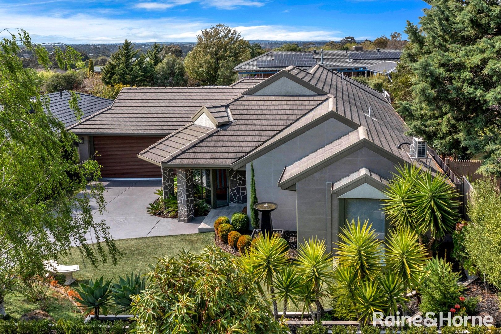 55 Olive Grove, Sunbury VIC 3429, Image 1