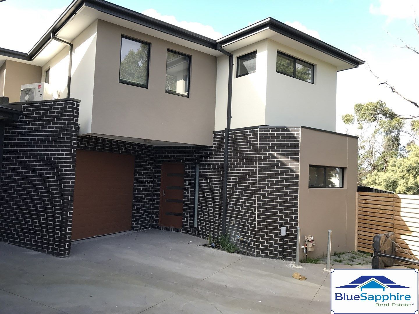 4 bedrooms Townhouse in 3/101 Springfield Drive NARRE WARREN VIC, 3805