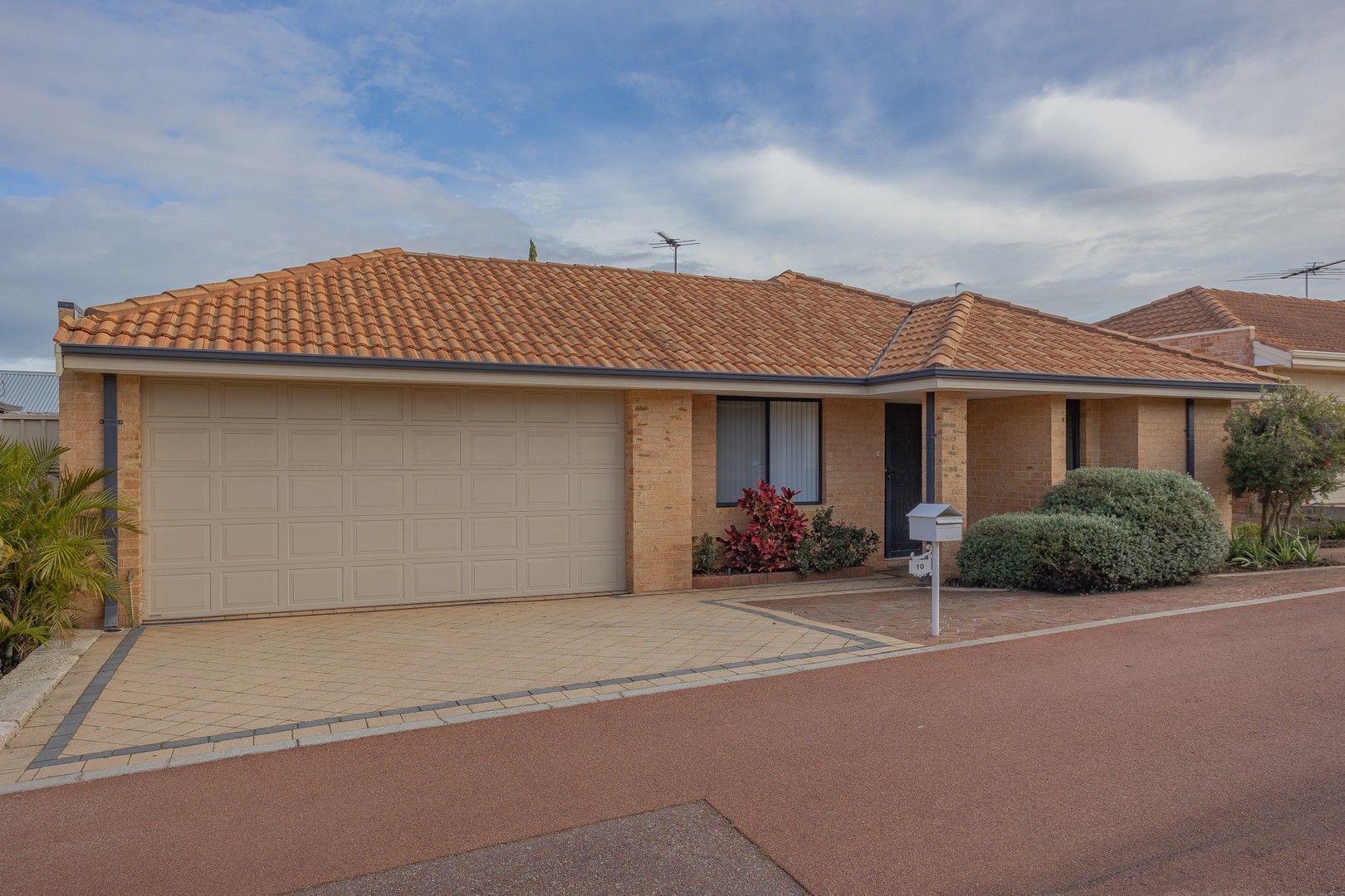 10/5 Calabrese Avenue, Wanneroo WA 6065, Image 0