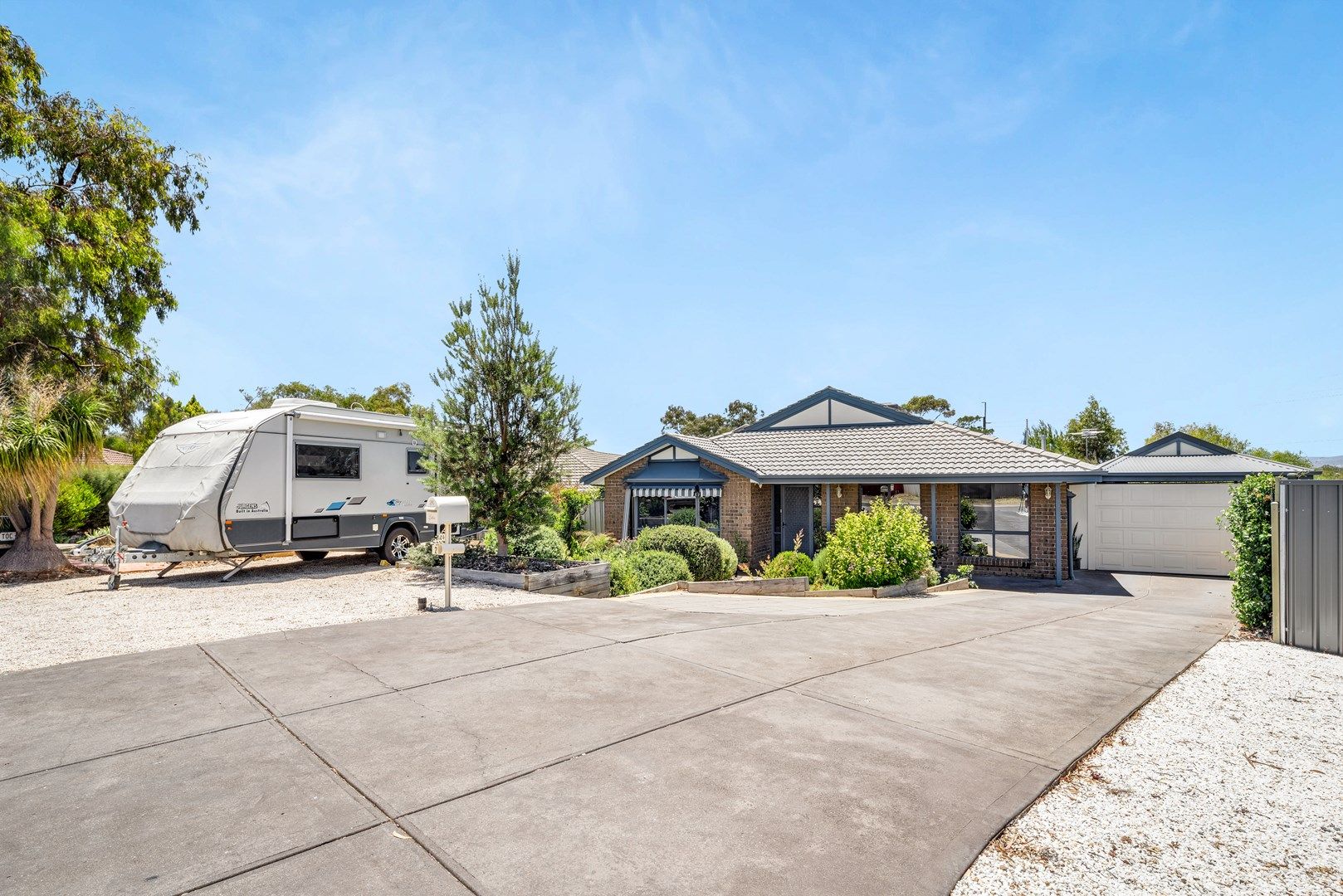 27 Devonshire Crescent, Old Reynella SA 5161, Image 0