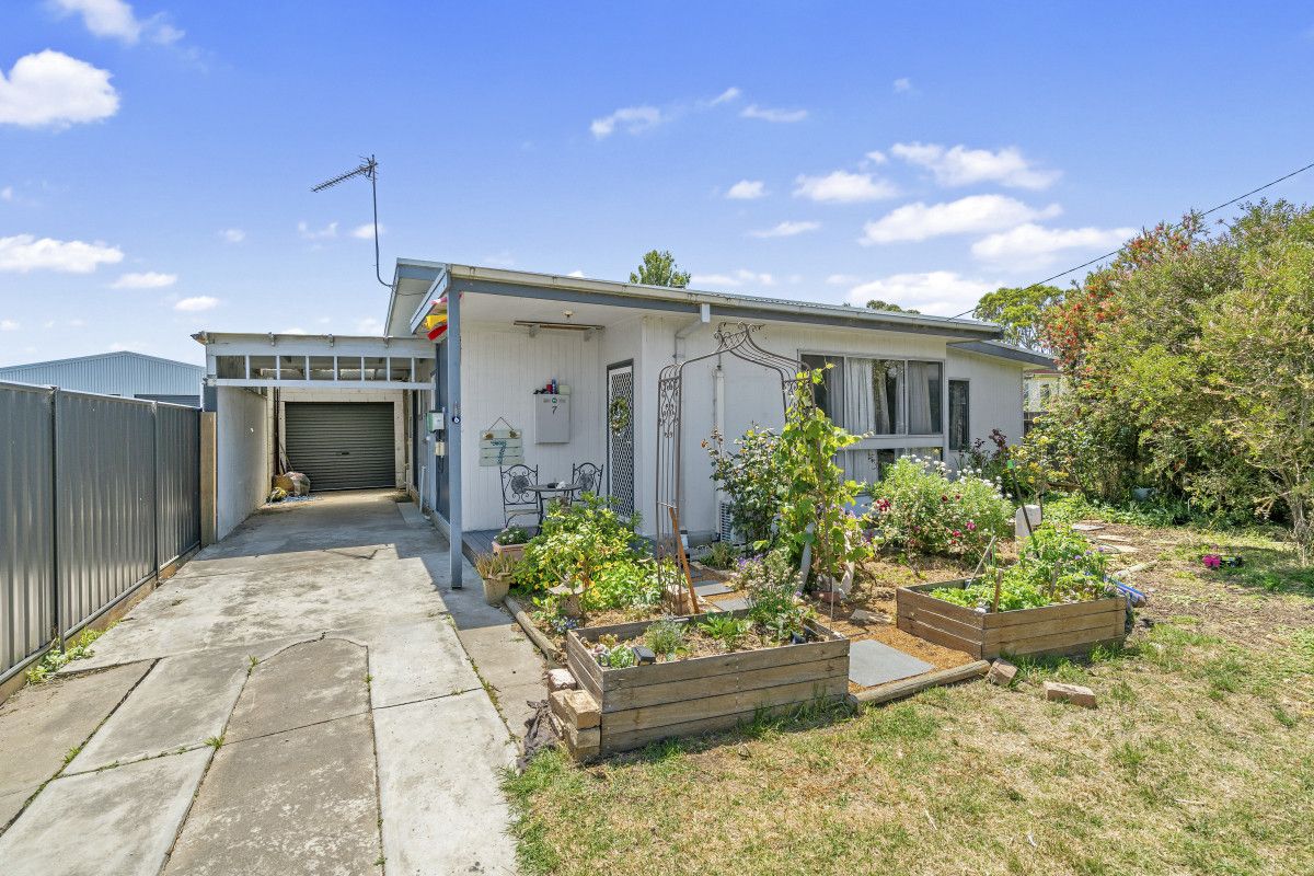 7 Davies Street, Seaspray VIC 3851, Image 0