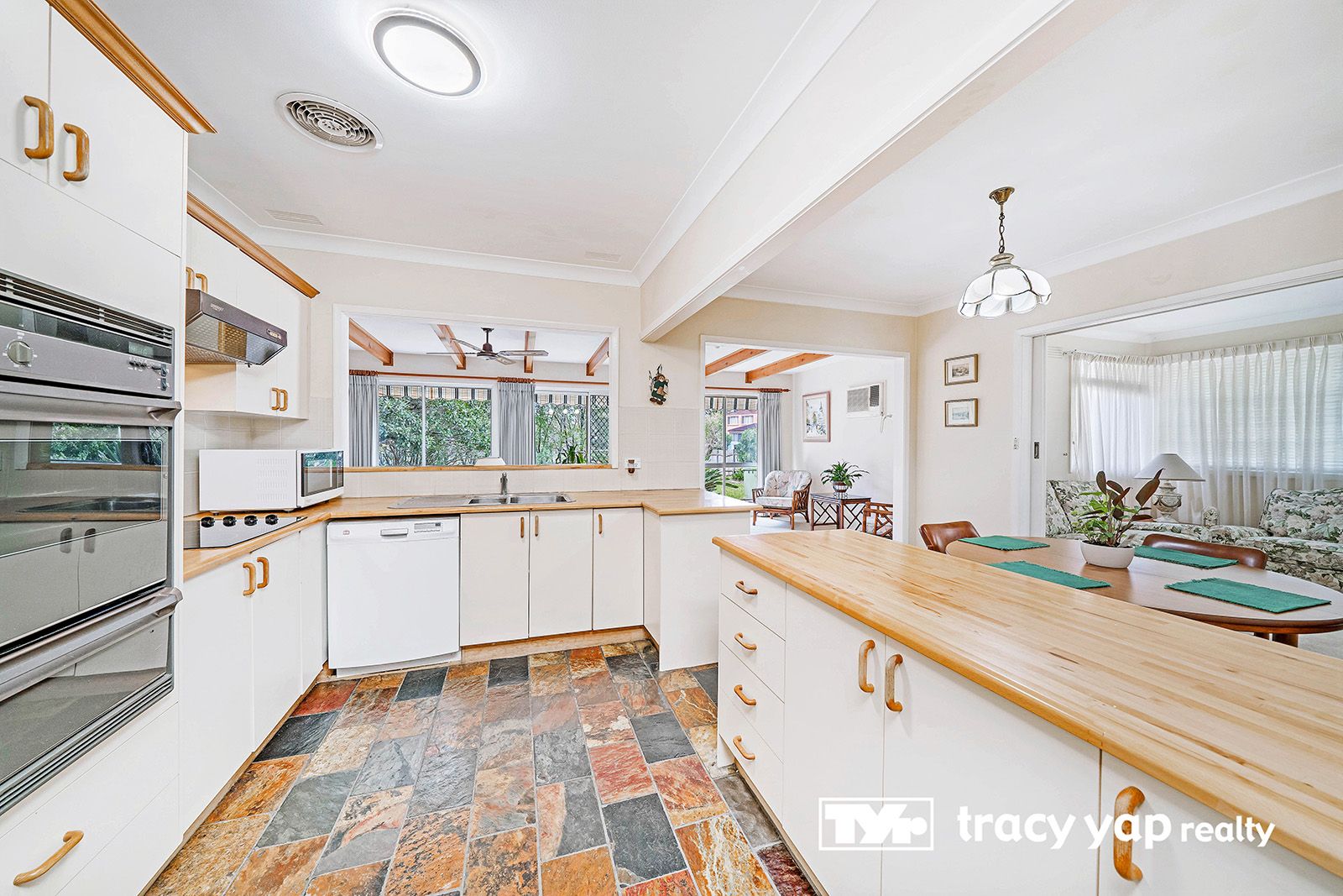 37 Dunrossil Avenue, Carlingford NSW 2118, Image 2