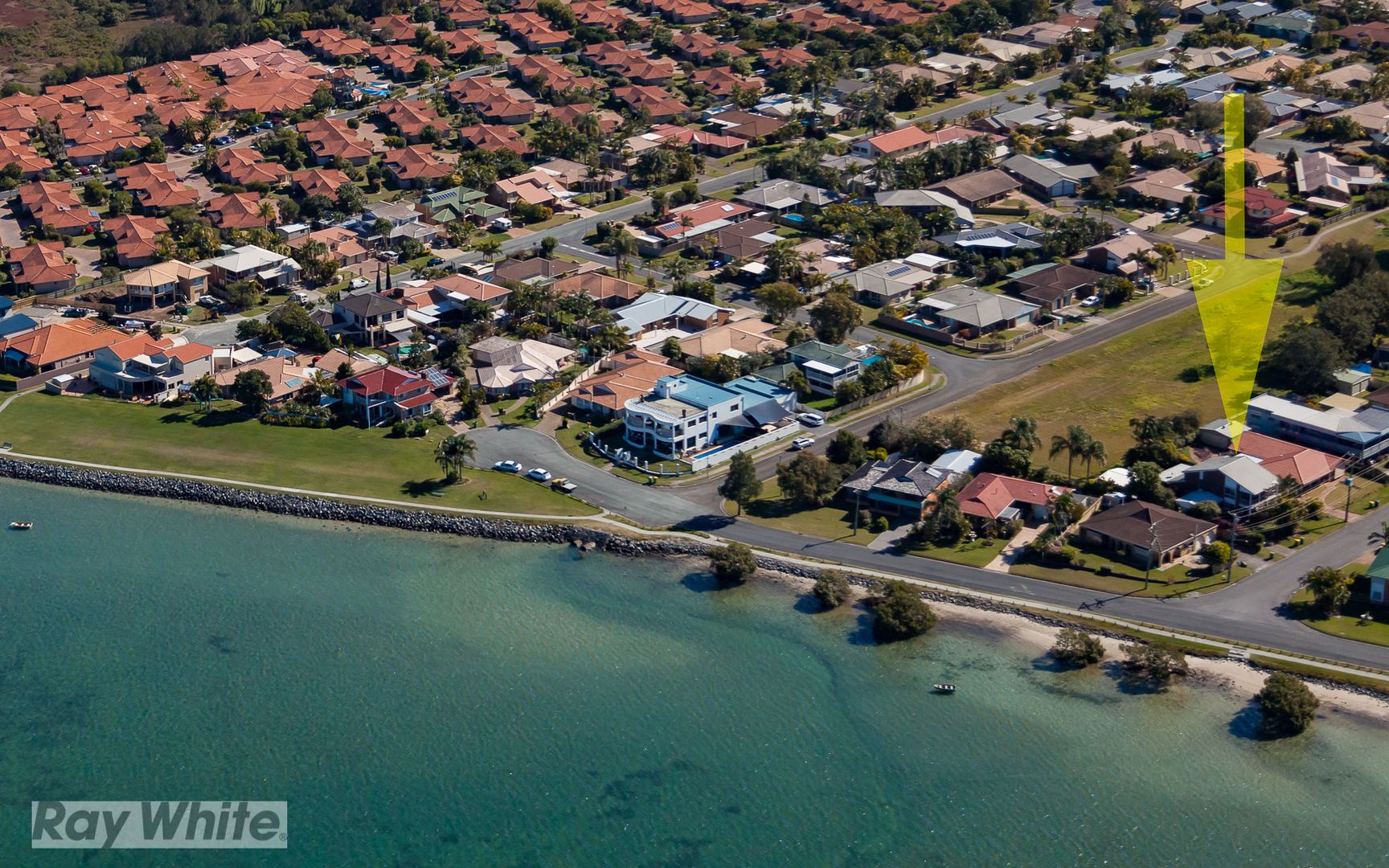 4 Beach Court, Victoria Point QLD 4165, Image 1