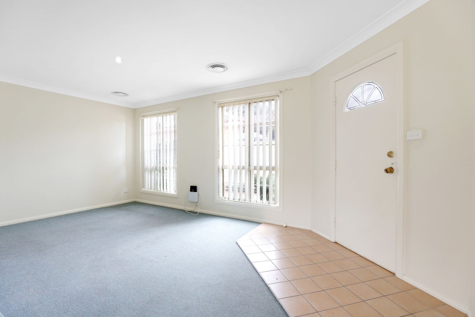 2/69a Barry Street, Cambridge Park NSW 2747, Image 1