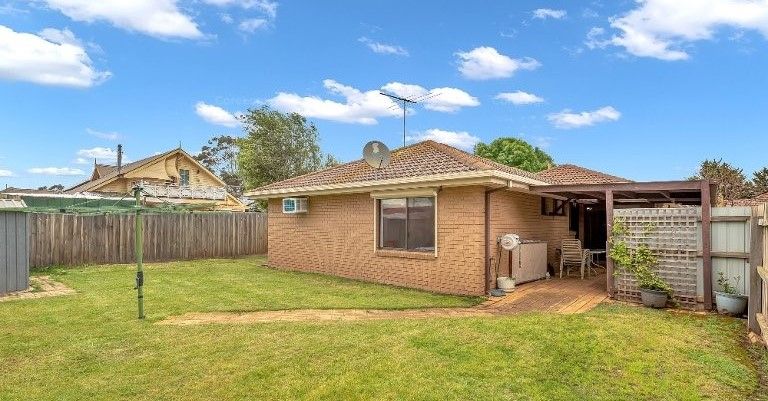 2 Rosina Drive, Melton West VIC 3337, Image 2