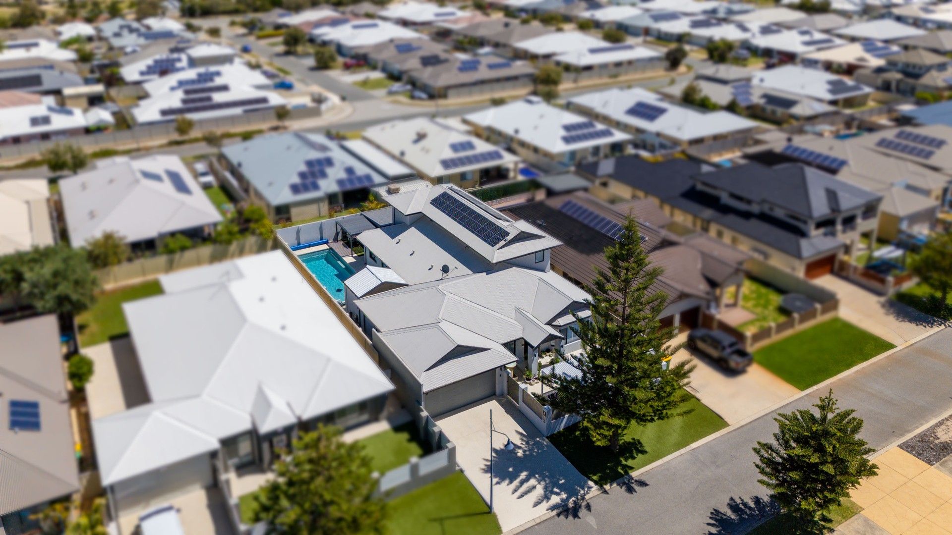 5 bedrooms House in 72 Three Bears Loop SECRET HARBOUR WA, 6173