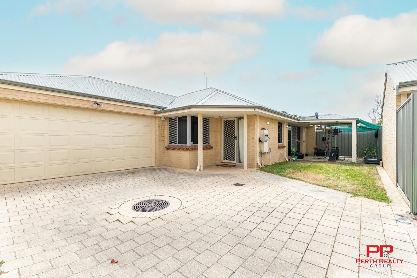 3 bedrooms House in 24 Westbrook Parade ELLENBROOK WA, 6069