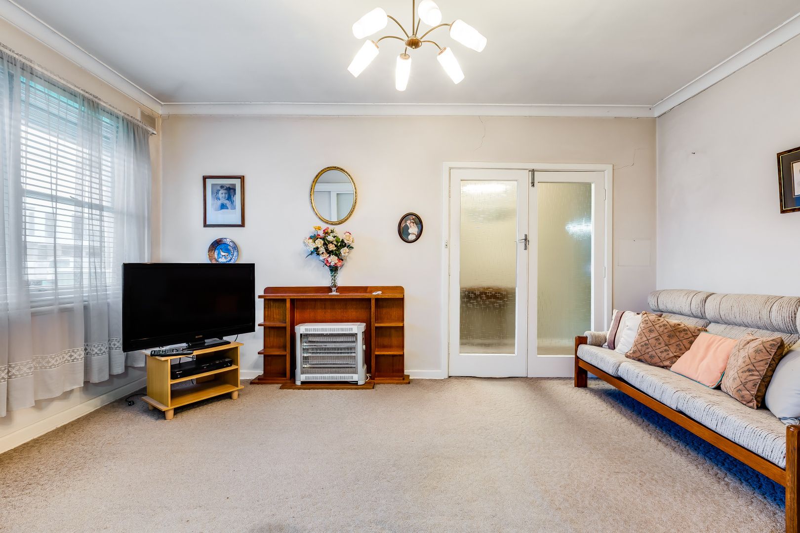 19 Arundel Street, Vale Park SA 5081, Image 1