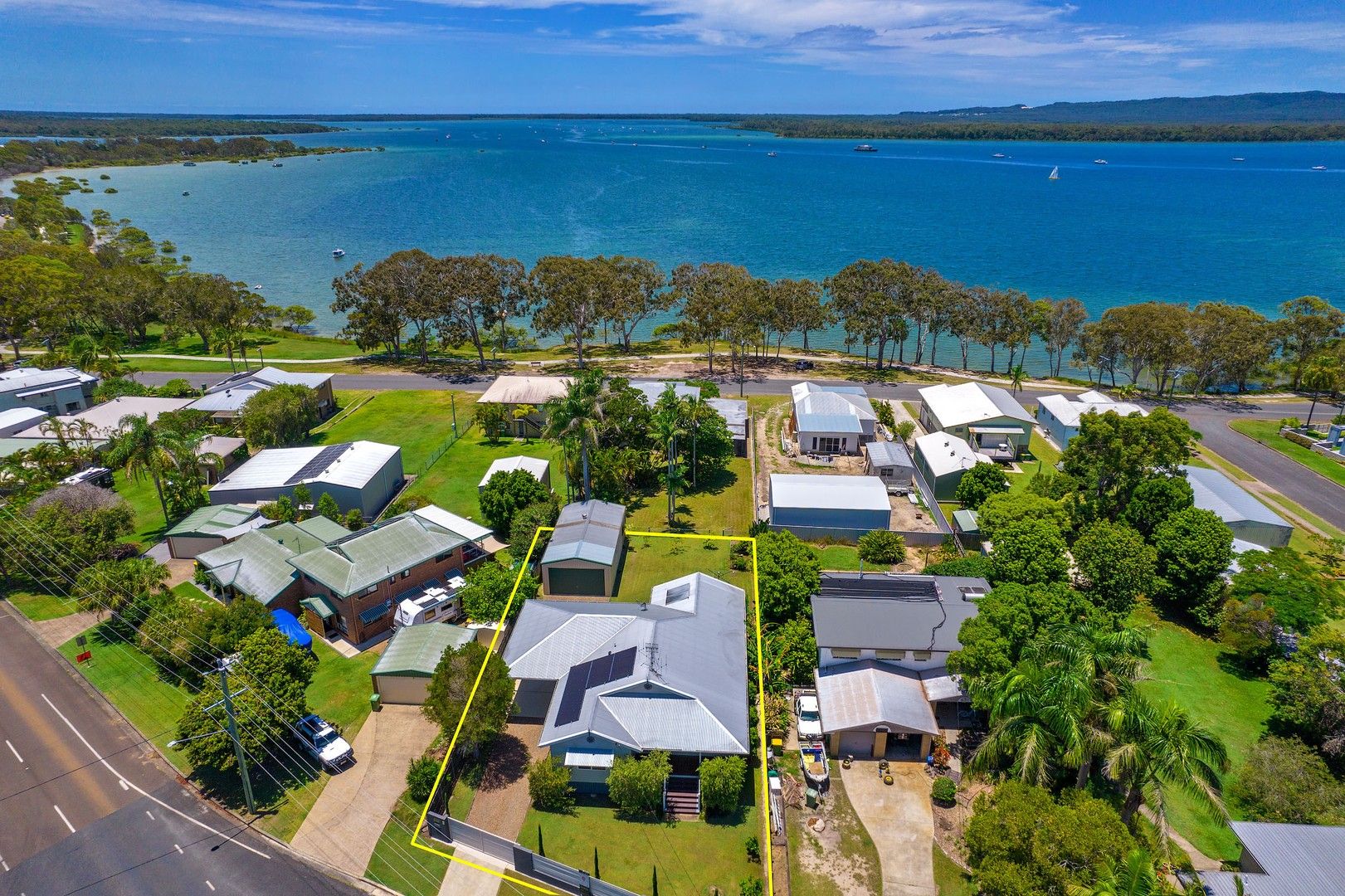 11 Gympie Road, Tin Can Bay QLD 4580, Image 0