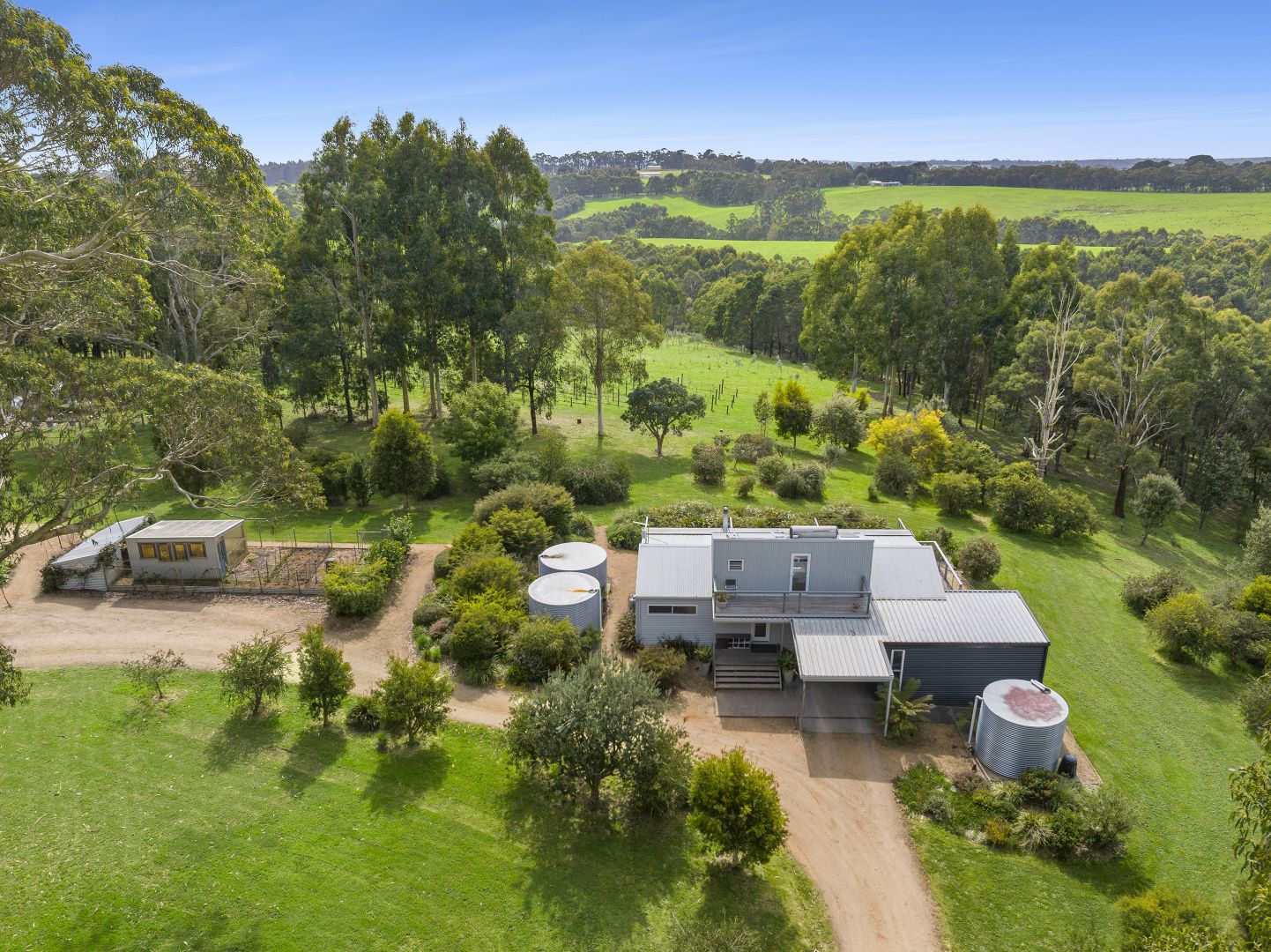 185 Parkers Road, Deans Marsh VIC 3235, Image 2