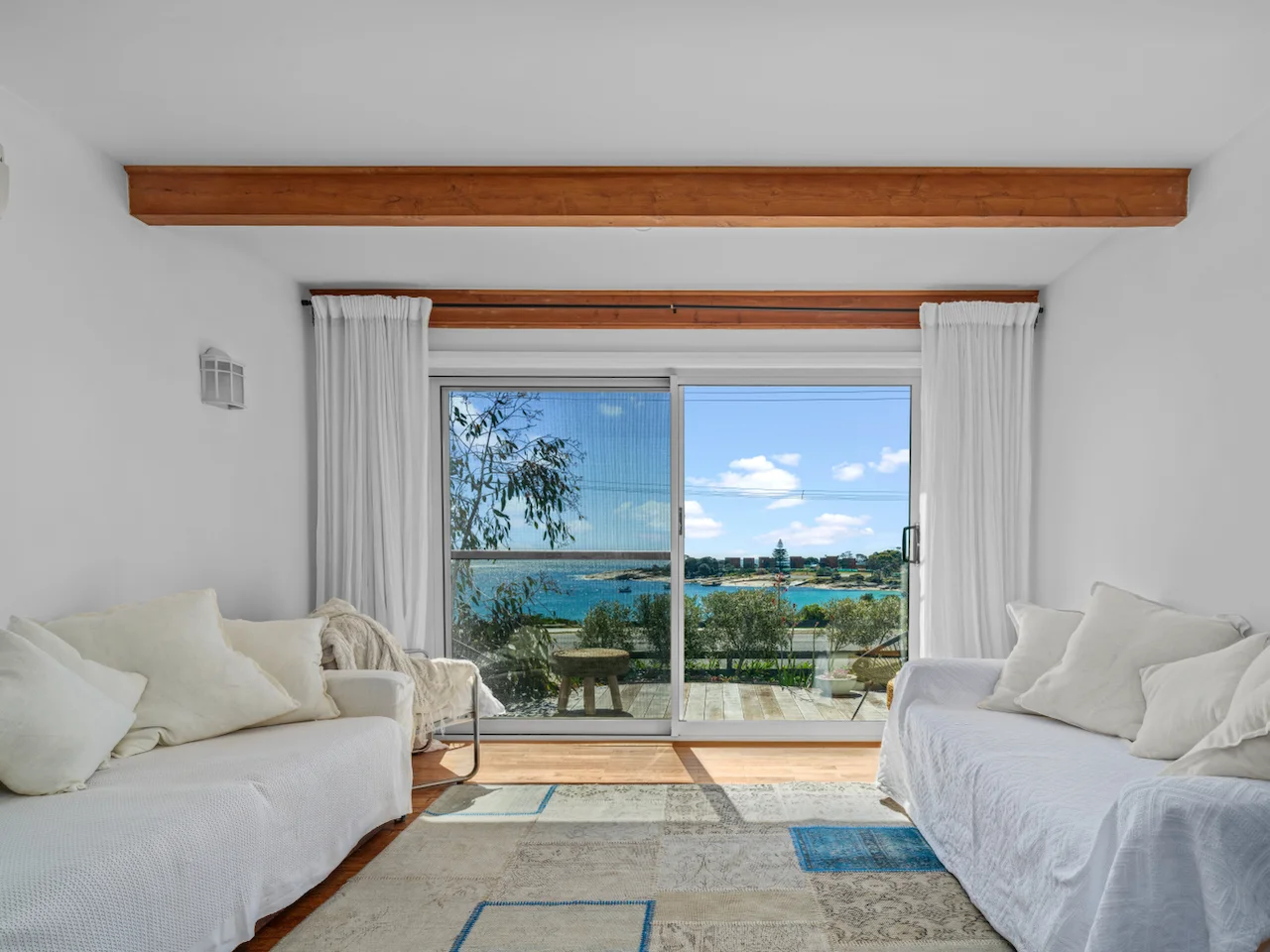 2/2 Tasman Highway, Bicheno TAS 7215