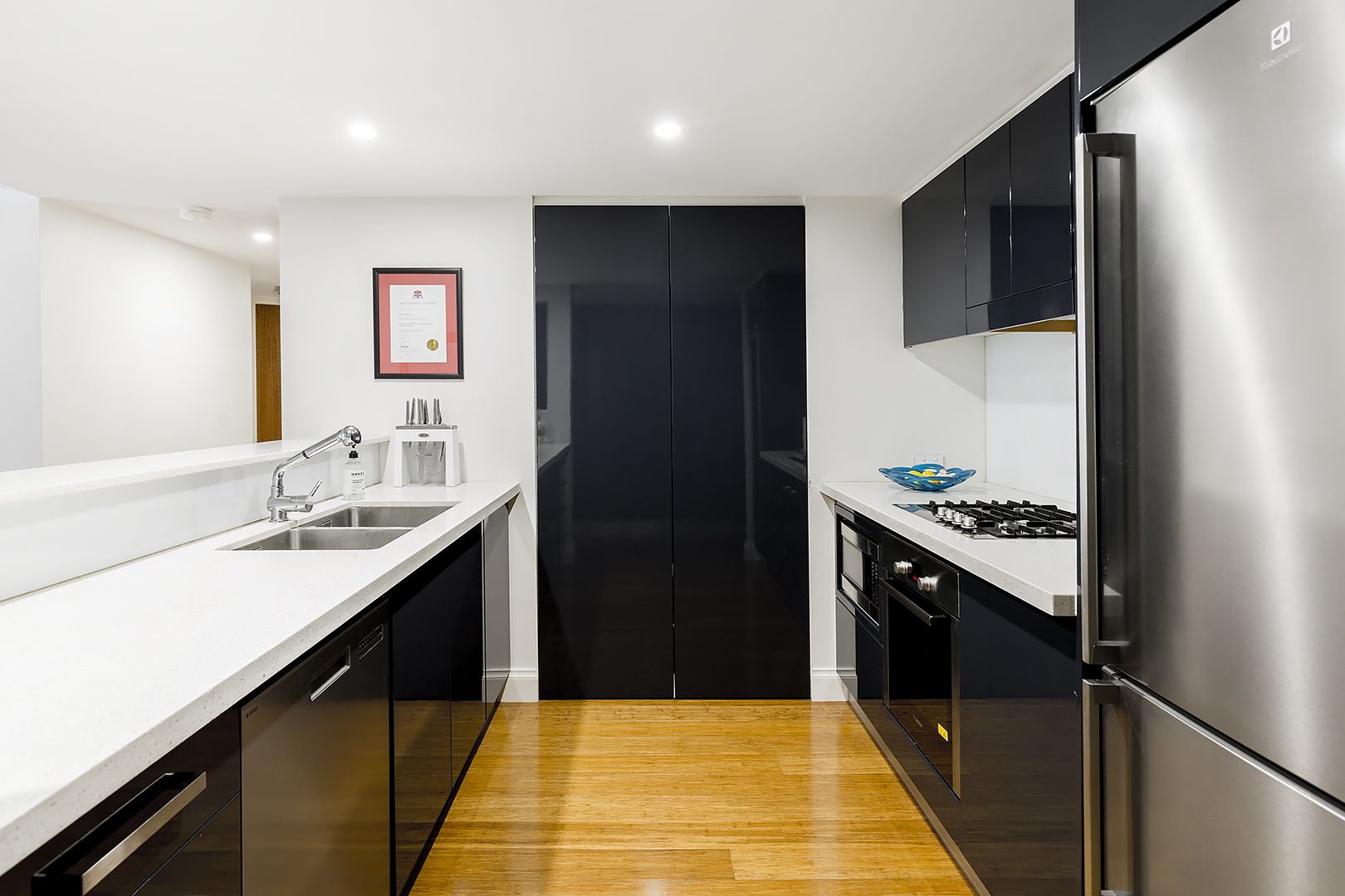 Property Report For 1105 30 Glen Street Milsons Point Nsw 2061
