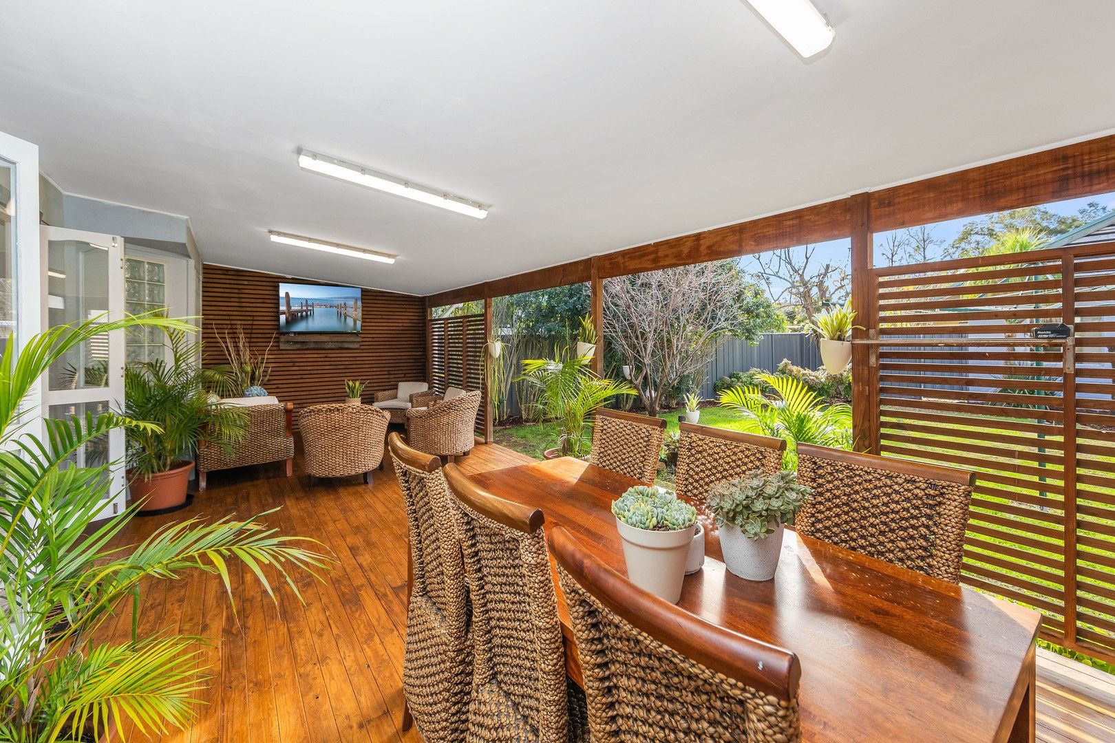 257 Tuggerawong Road, Tuggerawong NSW 2259, Image 0