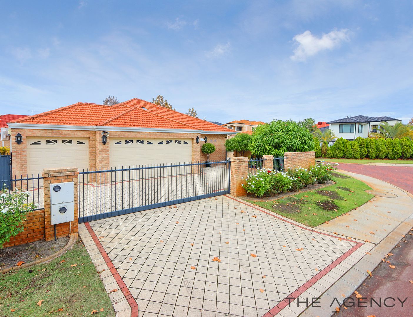 27 Woodrush Way, Canning Vale WA 6155, Image 2