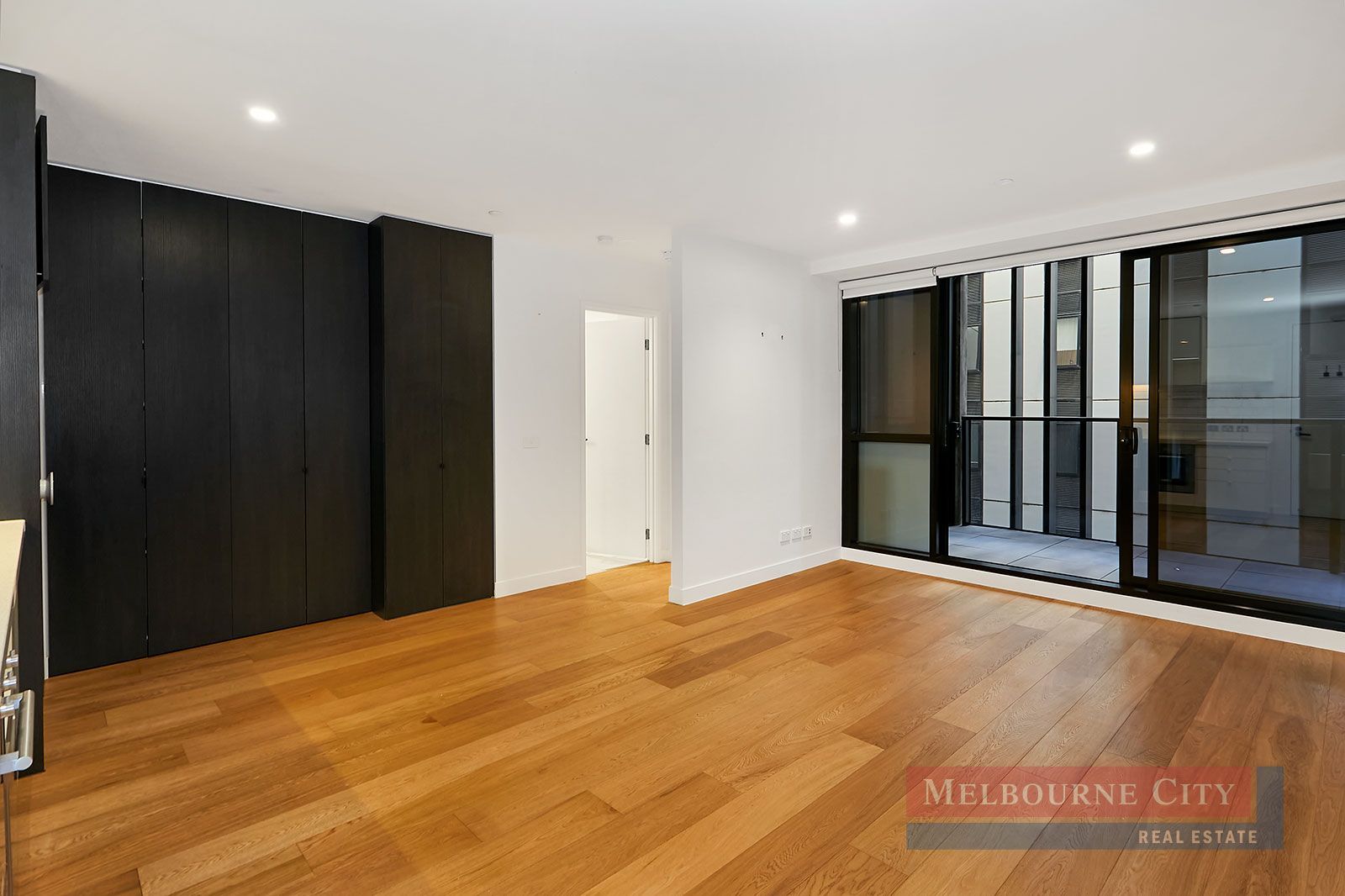 302/83 Flemington Road, North Melbourne VIC 3051, Image 2